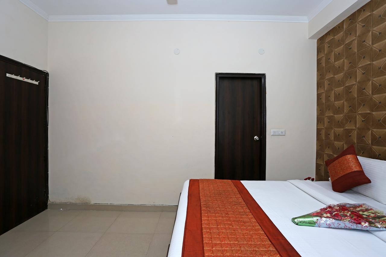 Hotel Avalon Nowe Delhi Zewnętrze zdjęcie
