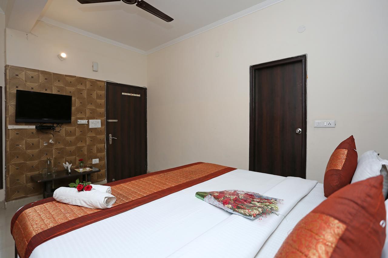 Hotel Avalon Nowe Delhi Zewnętrze zdjęcie