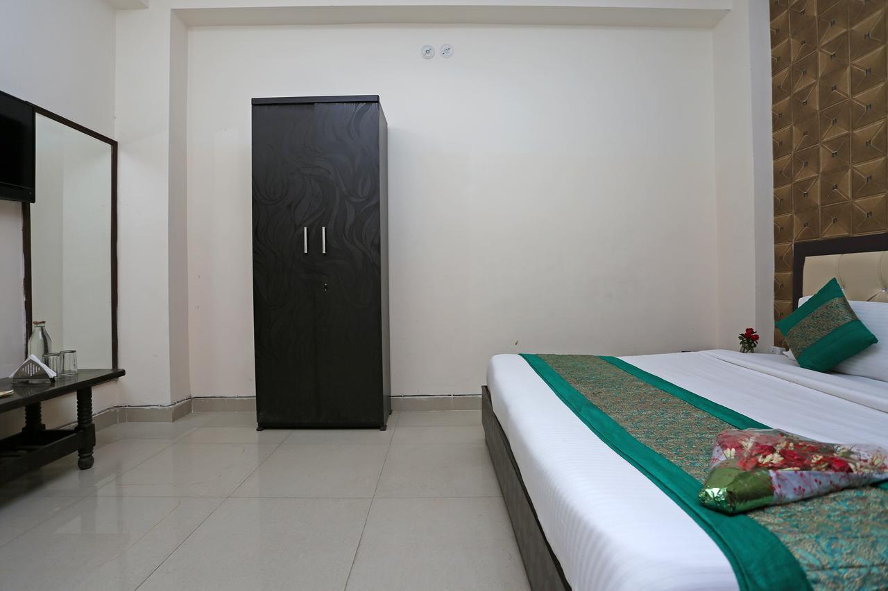 Hotel Avalon Nowe Delhi Zewnętrze zdjęcie